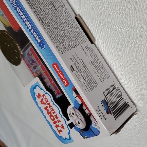 NIB Thomas & Friends Golden Thomas Motorized Battery Operated Fisher Price Train - Picture 11 of 14